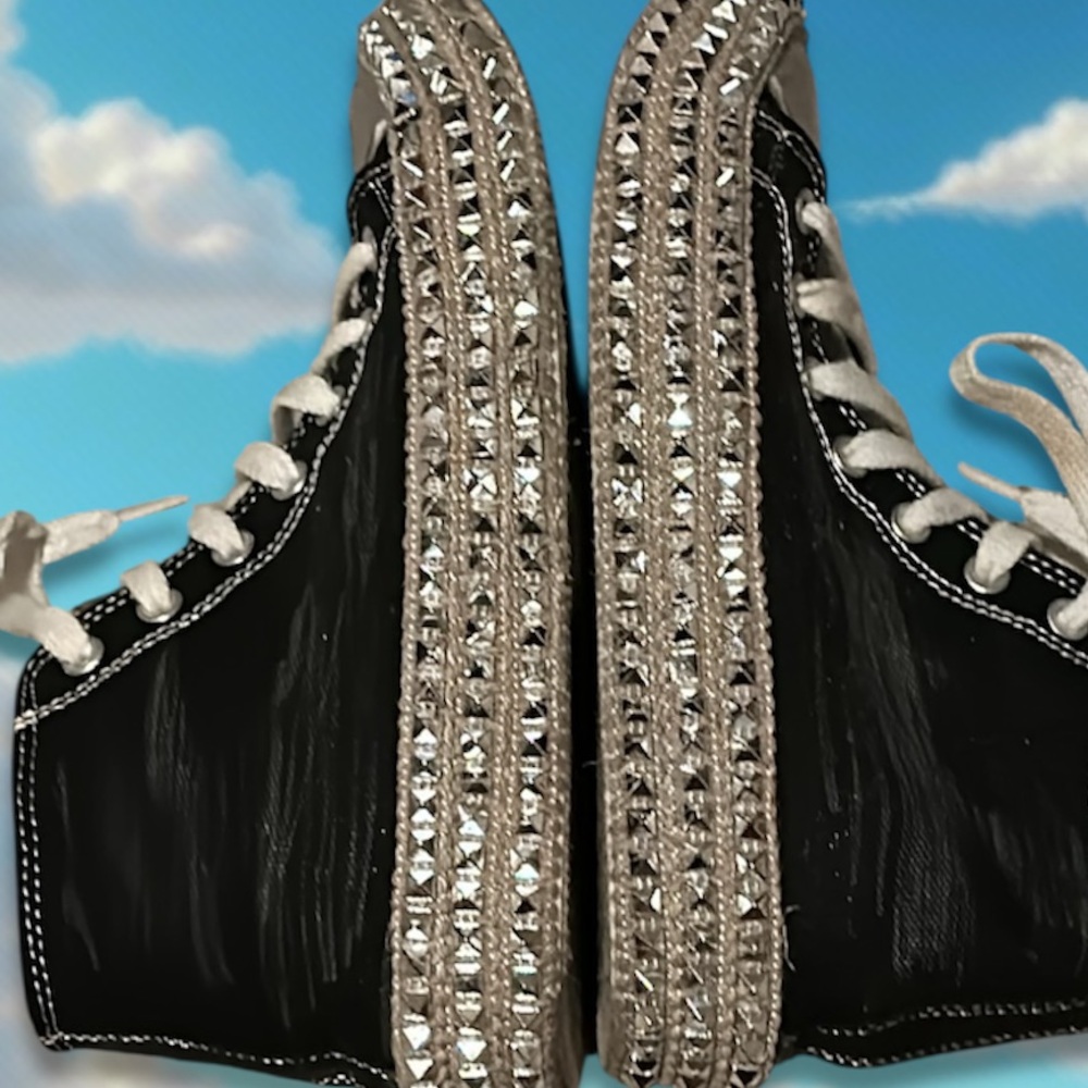 CC VV Black High Top Fashion Sneakers Silver Spikes & Laces Unisex Size 6 - Picture 2 of 4